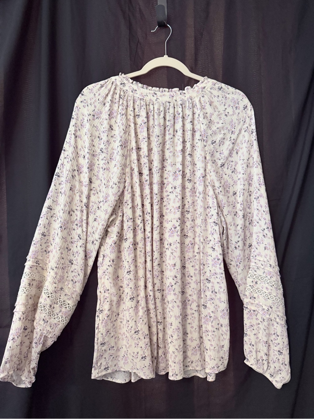 Light Purple Floral Peasant Blouse - Torrid - Picture 4 of 5